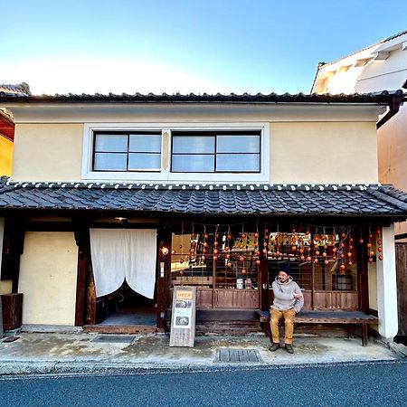 Hostel & Tatami Bar Uchikobare -内子晴れ- Exteriör bild