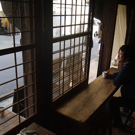 Hostel & Tatami Bar Uchikobare -内子晴れ- Exteriör bild