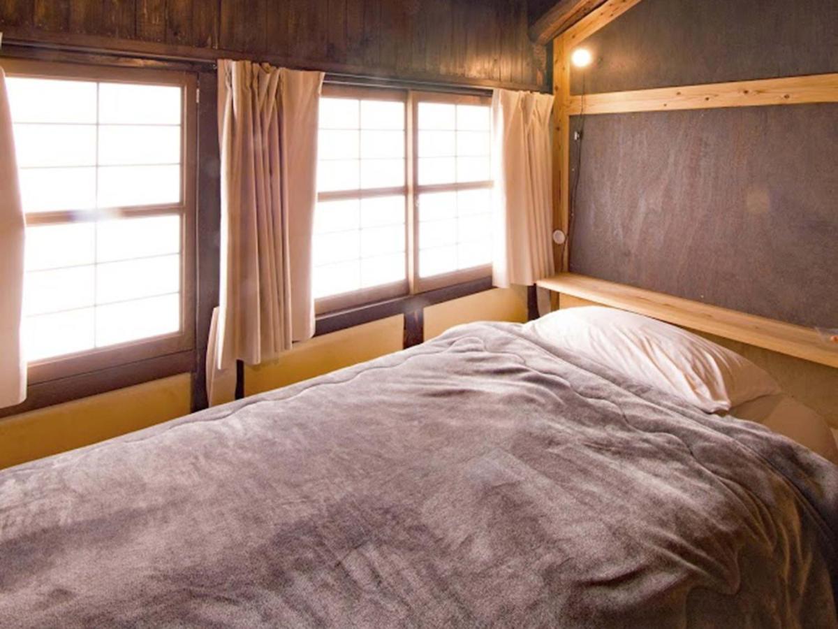 Hostel & Tatami Bar Uchikobare -内子晴れ- Exteriör bild