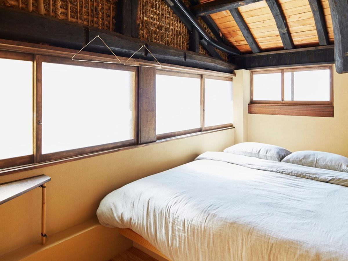 Hostel & Tatami Bar Uchikobare -内子晴れ- Exteriör bild