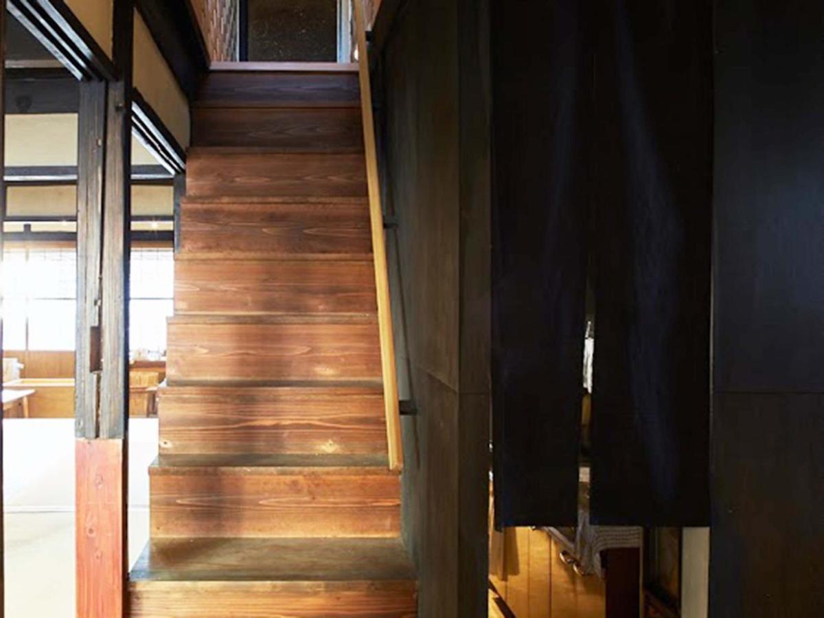 Hostel & Tatami Bar Uchikobare -内子晴れ- Exteriör bild