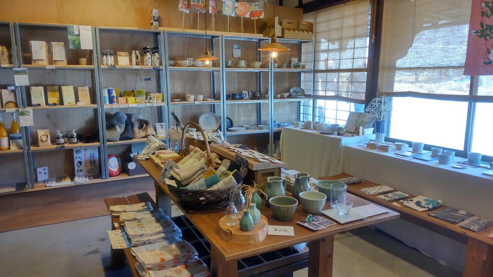 Hostel & Tatami Bar Uchikobare -内子晴れ- Exteriör bild