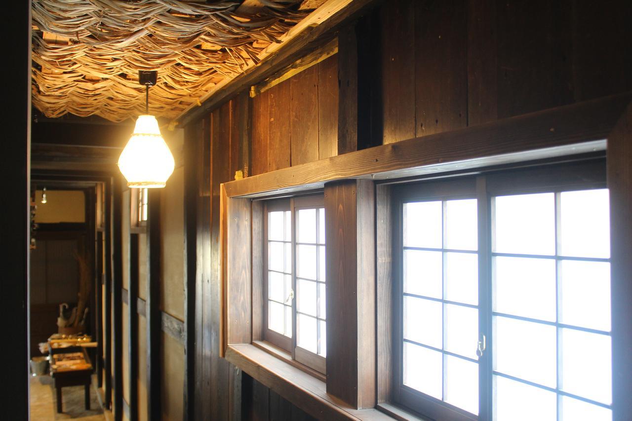Hostel & Tatami Bar Uchikobare -内子晴れ- Exteriör bild