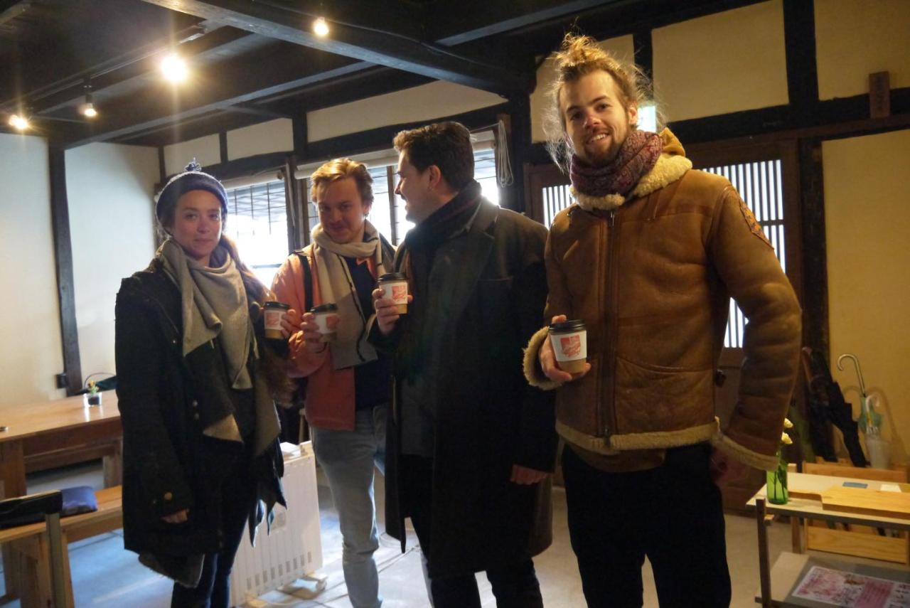 Hostel & Tatami Bar Uchikobare -内子晴れ- Exteriör bild